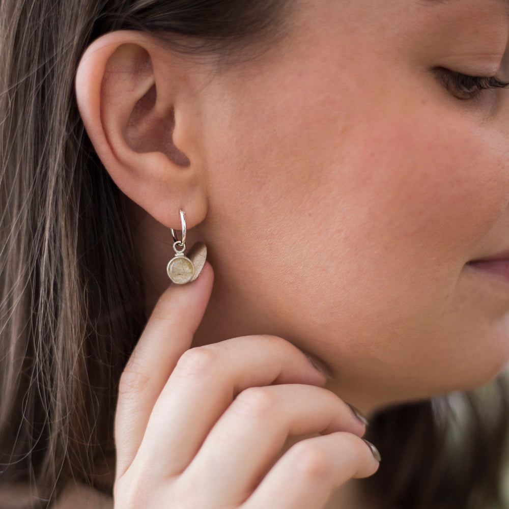 Gold rutile hoops