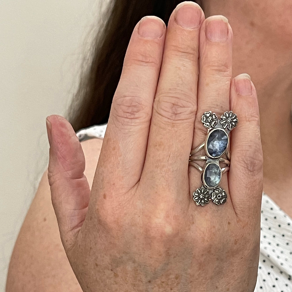 Tanzanite flower ring