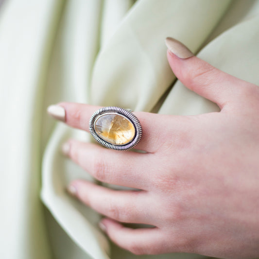 Sunlit bond ring